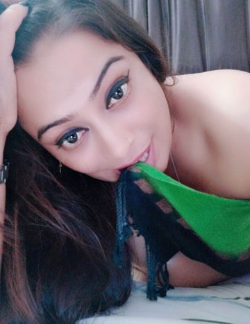  Young Attractive College Girls To Satisfy your lust